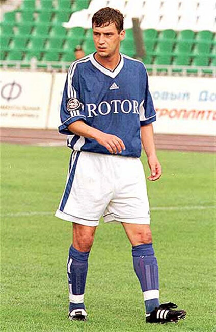 «Мог у Ферги играть, но мне нравилось в Волгограде». Умер Александр Беркетов – самый веселый и отзывчивый игрок «Ротора» 90-х