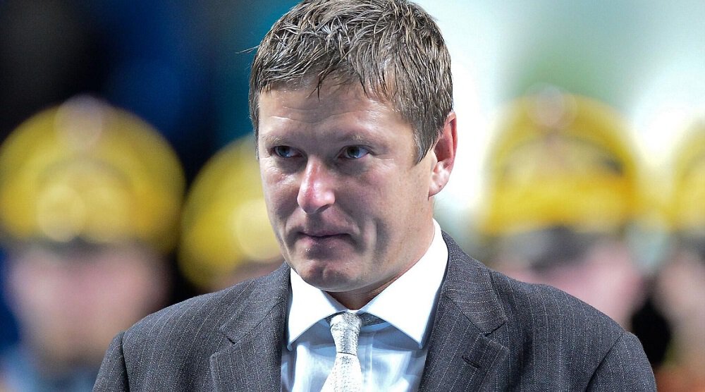 Кафельников о рейтинге лучших спортсменов России от Sports.ru: Зашкварный топ-10. Как можно было забыть Екимова и не поставить Карелина на первое мес