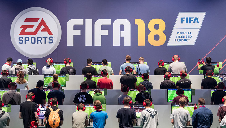 В какой fifa есть рфпл ps4