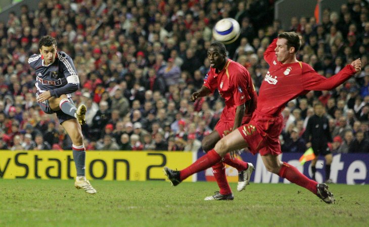 В 2006-м «Бенфика» Кумана вынесла «Ливерпуль» Бенитеса в 1/8. Две победы с изумительными голами Симау и Микколи
