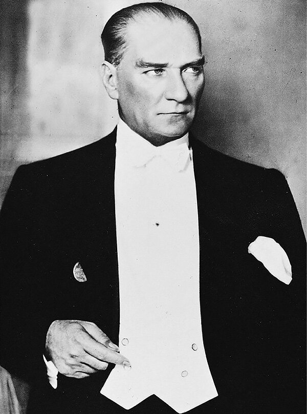 Atatürk | 1st President of Turkey Minecraft Skin