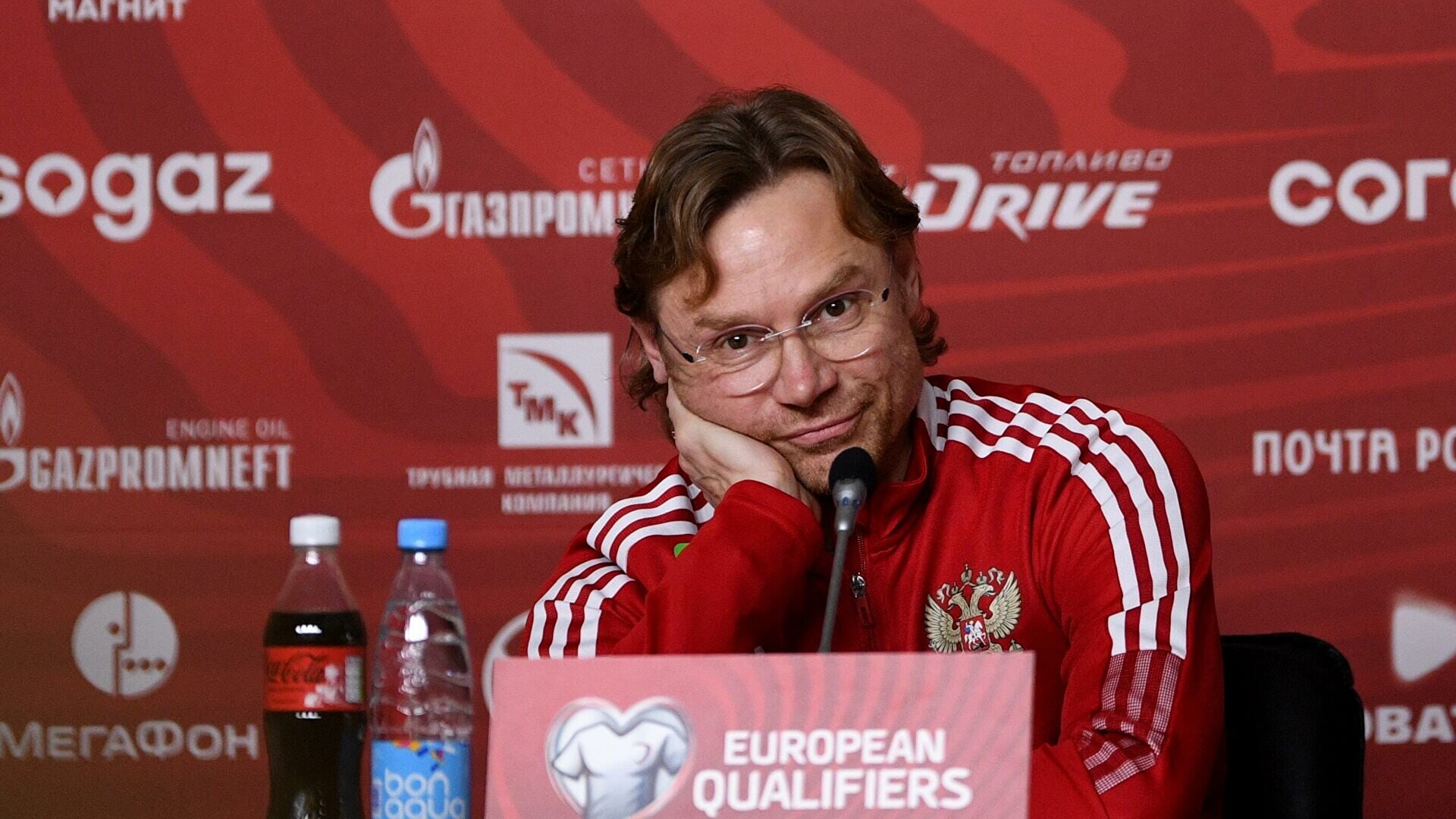 Валерий Карпин: Любой игрок скажет: Я не трус, вы чего А потом на поле никто под мяч не открывается. Думал, мы с фобиями поборолись, видимо, ошибался