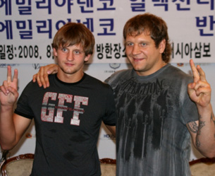 смешанные единоборства, Александр Емельяненко, UFC, Golden Boy Promotions, Дэйна Уайт, Джош Барнетт, M-1 Global, Сергей Харитонов, Ли Санг Су, Иван Емельяненко, Affliction смешанные единоборства, Александр Емельяненко, UFC, Golden Boy Promotions, Дэйна Уайт, Джош Барнетт, M-1 Global, Сергей Харитонов, Ли Санг Су, Иван Емельяненко, Affliction