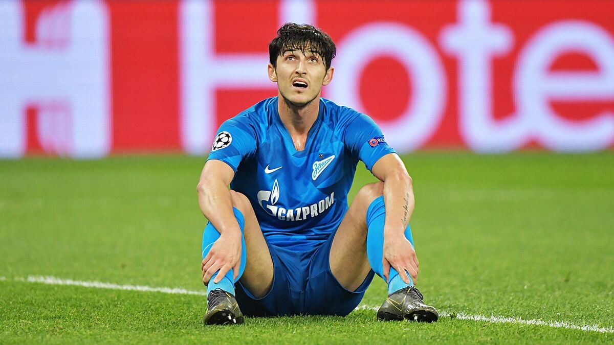 Зенит предложил Азмуну новый контракт