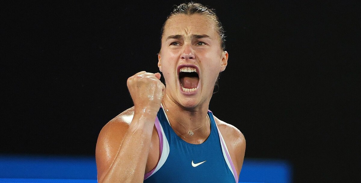 Соболенко выиграла Australian Open, победы МЮ и Барсы, Бах за возвращение россиян, грузинская фигуристка Губанова чемпионка Европы