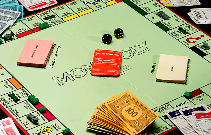 «Монополия» – объективно плохая, но феноменально успешная игра. А ее история – ложь, присвоение и суды