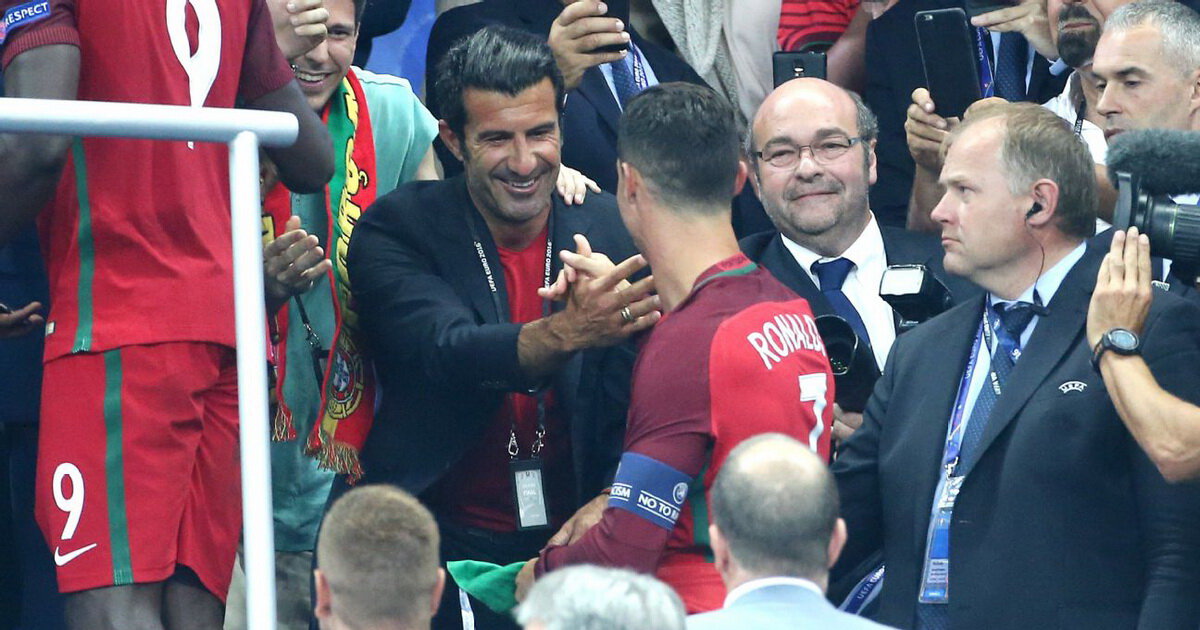 Роналду забил 122 гола за Португалию  больше, чем следующие три топ-бомбардира сборной, вместе взятые