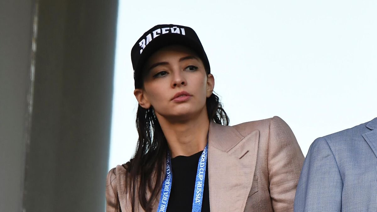 Зарема Салихова: Российскому футболу ######. Выиграет клуб Кубок и что У Зенита появится звездочка Да фиг с ними. Единственная интрига получит ли М