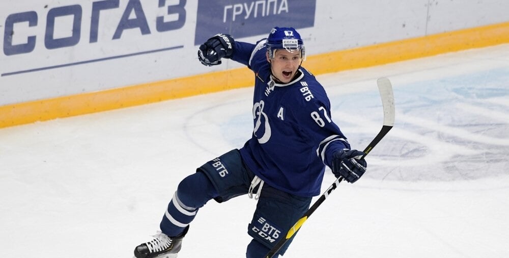 Динамо отыгралось с 1:3 и победило Ак Барс в овертайме