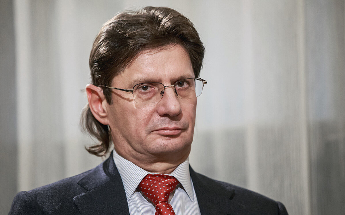 Федун о судействе: По Зениту все понятно им нельзя ставить пенальти на своем поле, и они не должны проигрывать дома. Какие тут проблемы