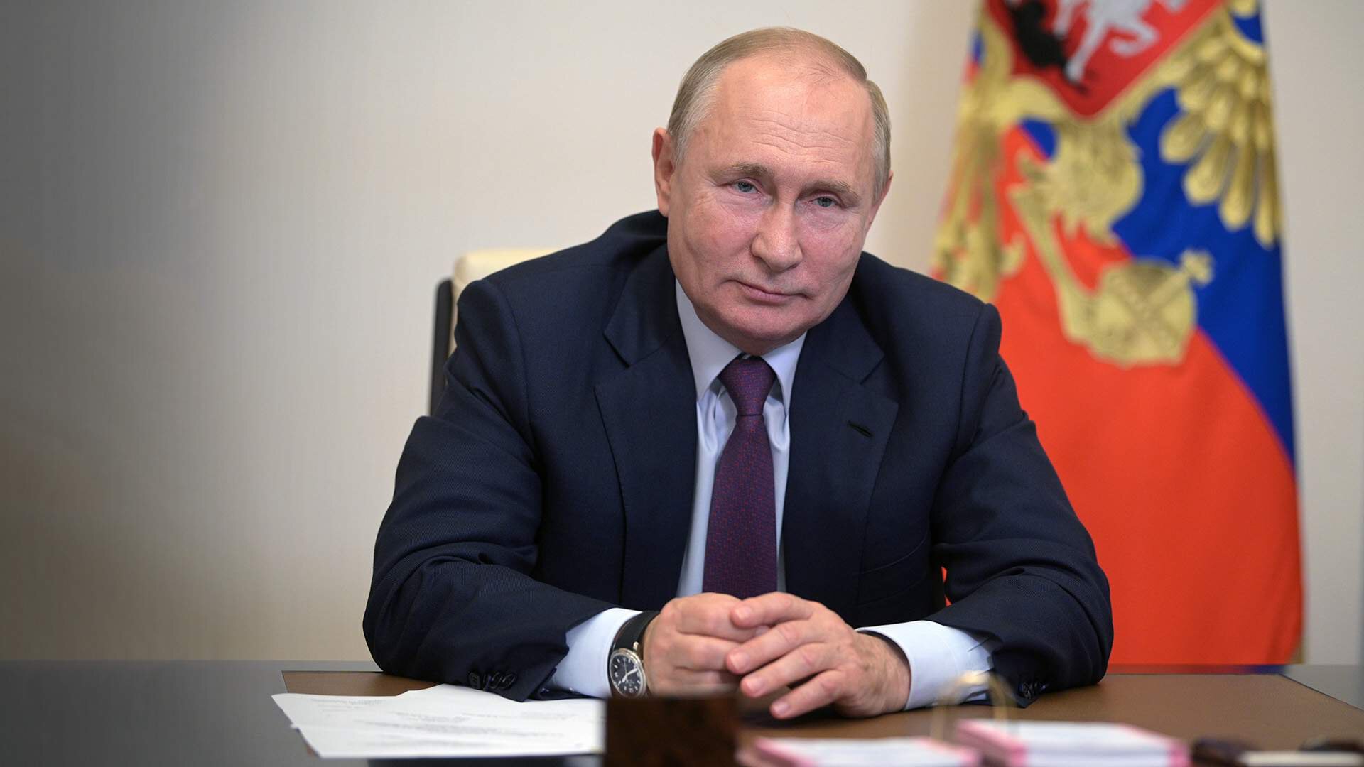 Депутат Свищев о решении Путина упростить Fan ID: Власть услышала народ. Старики и дети не представляют угрозы