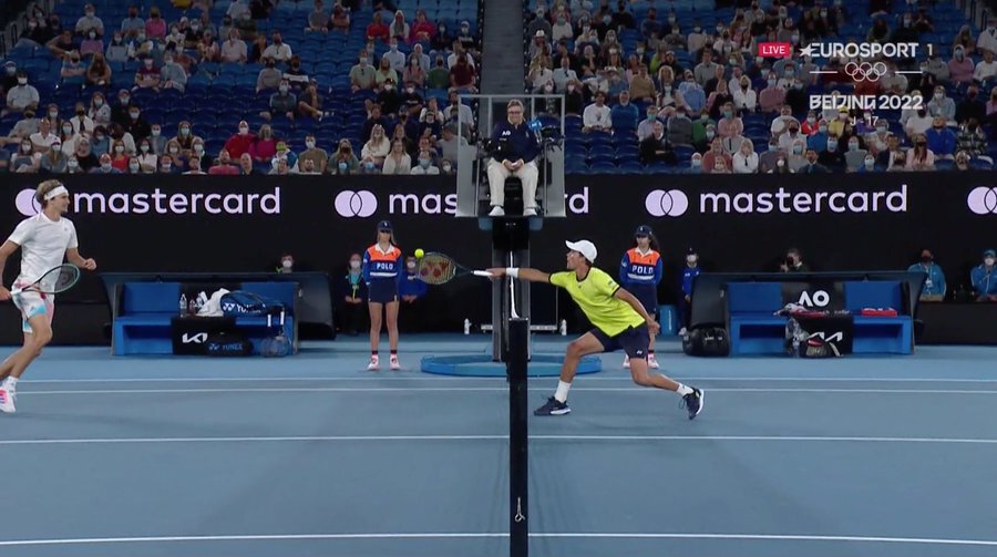 Чудо-удар с Australian Open – Каррено-Буста положил в обратную сторону сетки. Да, так можно