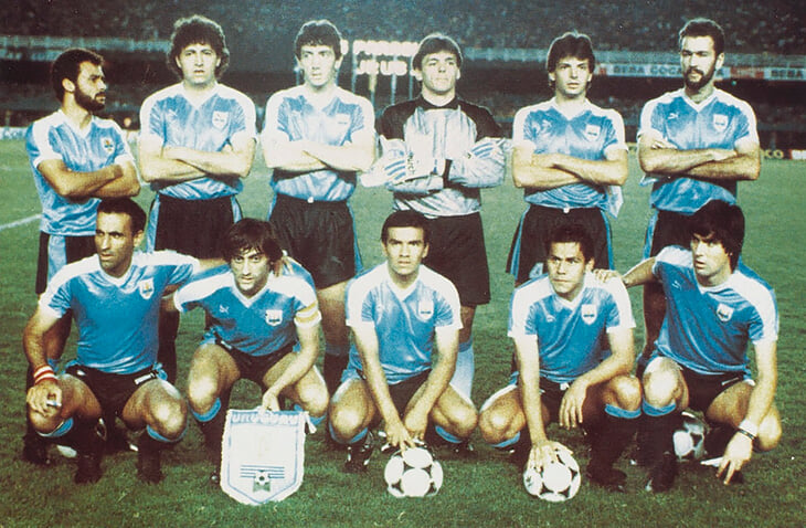 Оскар Табарес – и есть сборная Уругвая. Работал с командой в пяти десятилетиях, все современные успехи – его заслуга