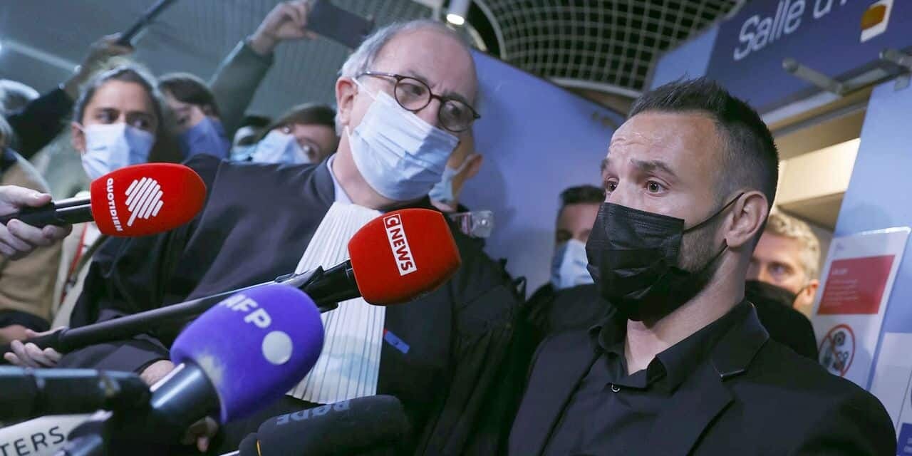 Адвокат Бензема об интимном видео: Из мухи раздули слона. Вальбуэна думает: Меня исключили из сборной, а Карим на вершине футбола. Это зависть