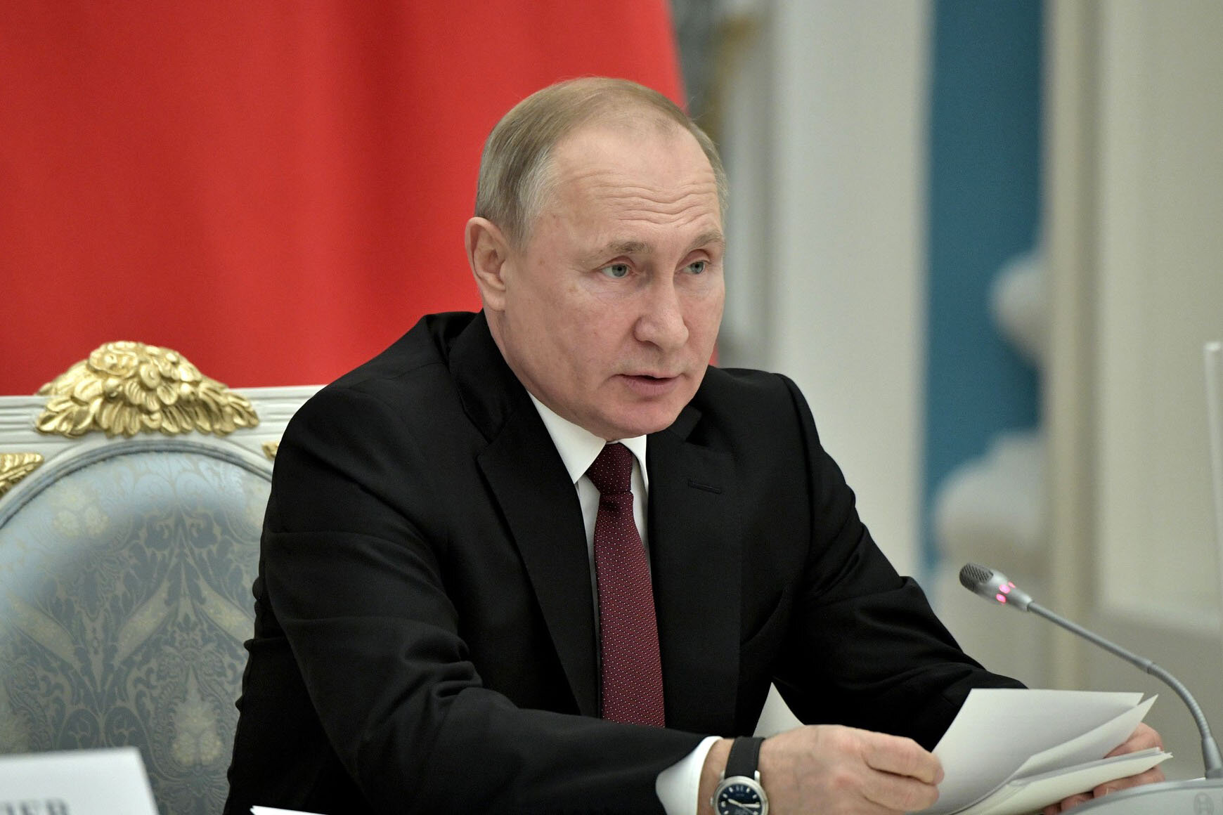 Путин поручил обеспечить проведение коммерчески привлекательных турниров с участием иностранных спортсменов