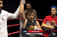 Сыновья Кадырова дерутся и никогда не проигрывают. 13-летнему Адаму отдали победу, когда соперник начал его бить