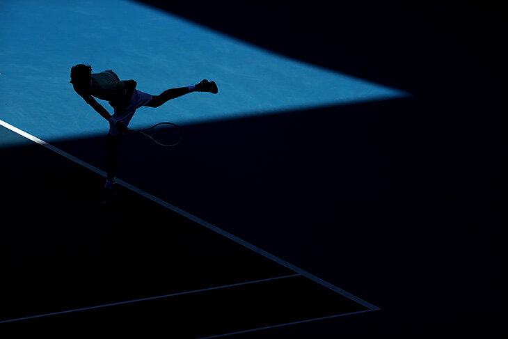 Магия Australian Open – игра света и тени на фото. Такого драматизма больше нигде не найти!