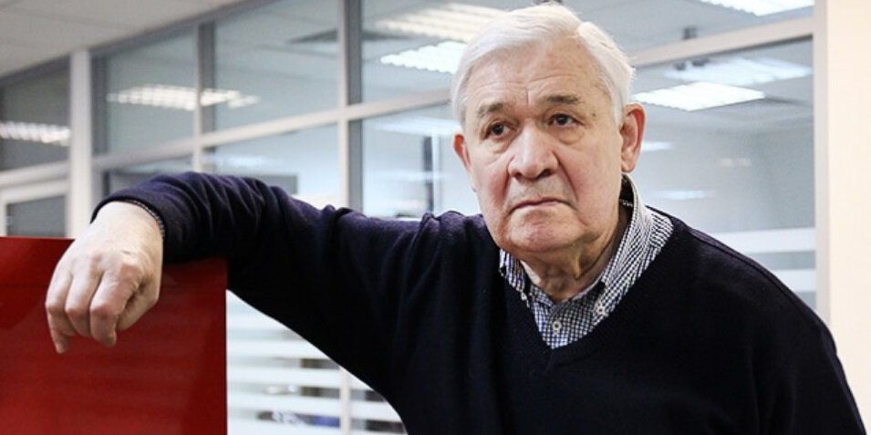 Юрзинов о работе с молодыми игроками: Кулагин говорил: Твоя задача выбить из них бутылки. Сейчас выбить телефоны и желание довольствоваться малым