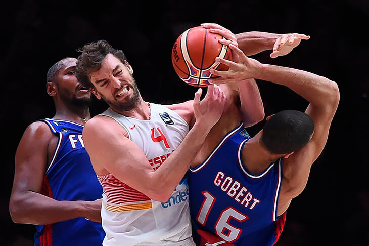 пол газоль где играет. Смотреть фото пол газоль где играет. Смотреть картинку пол газоль где играет. Картинка про пол газоль где играет. Фото пол газоль где играет