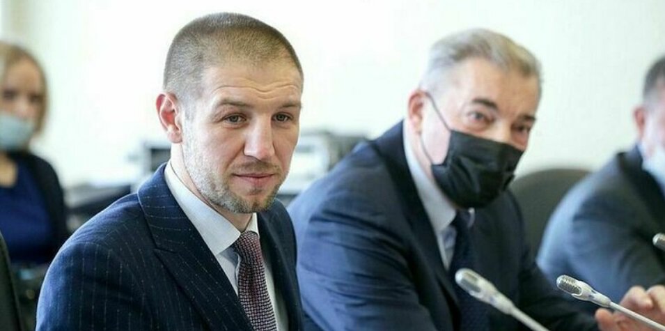 Депутат Пирог о санкциях ИИХФ: Смешали спорт и политику. С огромным вкладом нашей страны в развитие хоккея поспорить трудно даже самым отчаянным русо