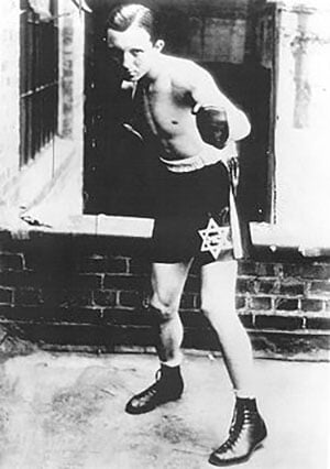 Микки Коэн – лучший боксер в истории мафии. Он дрался с тремя чемпионами мира в профессионалах