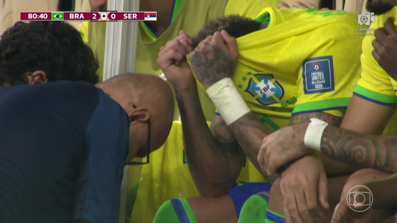 Neymar jiddiy jarohat oldi (foto)