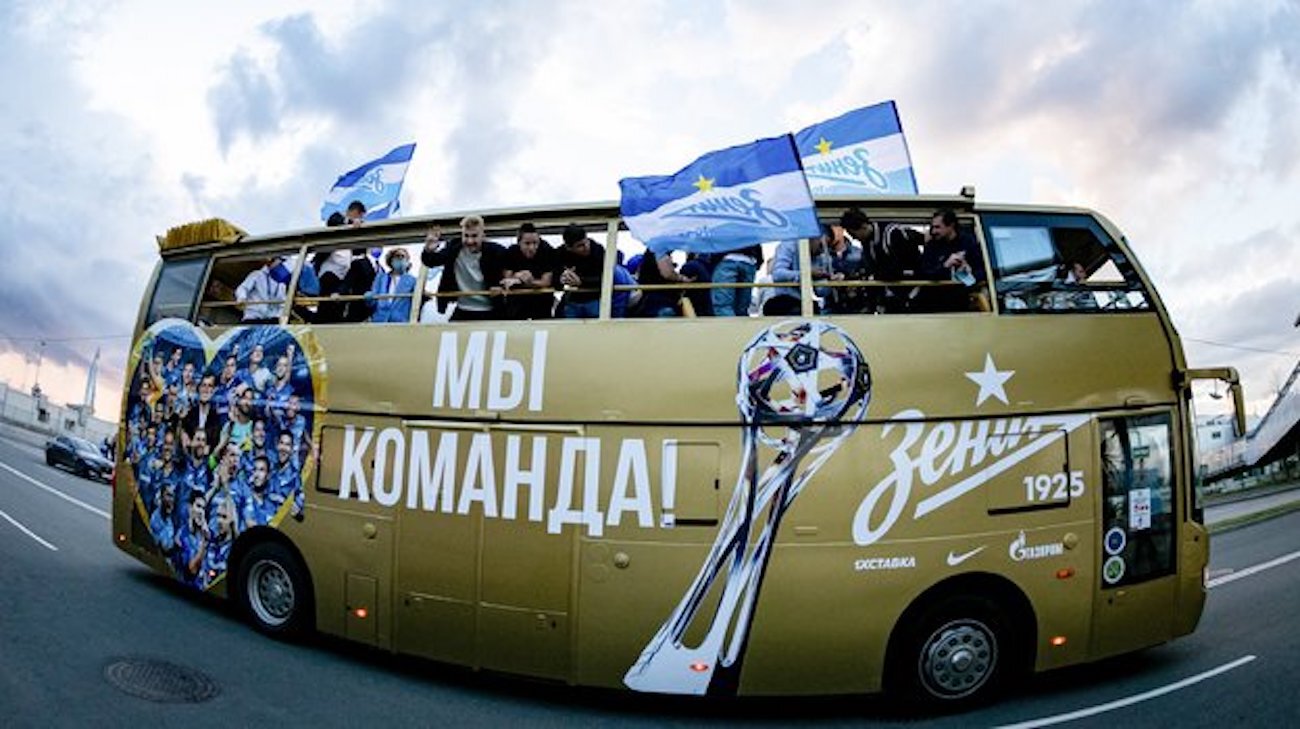 Зенит проведет чемпионский парад и фестиваль Звезды футбольной столицы в знаковых местах Петербурга после игры с Краснодаром
