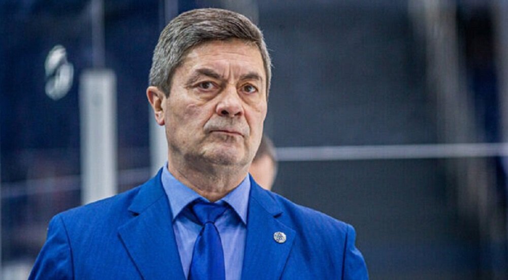 Мартемьянов о легионерах в КХЛ: Ребят упрекали: Ты поехал за кровавыми деньгами!. Они ответили: Вы будете мою семью содержать. Общество промолчало, к