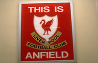 Легендарной табличке This is Anfield 45 лет. Клопп ее не трогает сам и не разрешает остальным