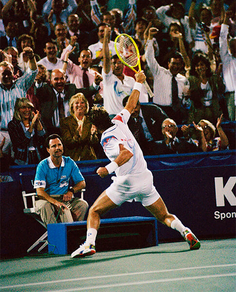 Джимми Коннорс – первый теннисный мерзавец и рекордсмен US Open. Его мама, игра, подлости и гадости изменили тур