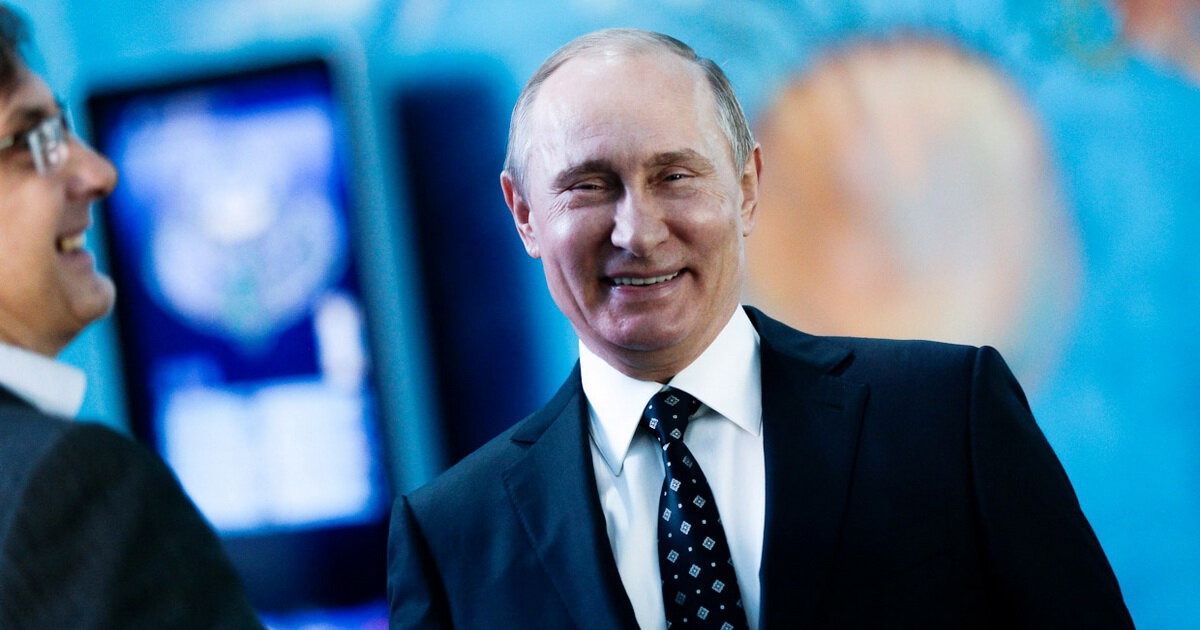 Эммануэль Адебайор: Люблю Путина как человека. Когда он что-то говорит, обязательно это выполняет