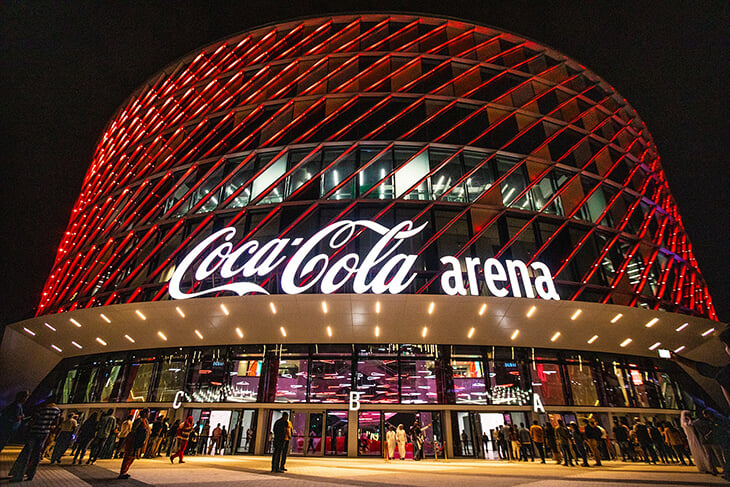 «Ак Барс» и «Авангард» сыграют в Дубае на Coca Cola Arena (она очень красивая). Вместе с хоккеем туда приедет шоу Навки с Загитовой