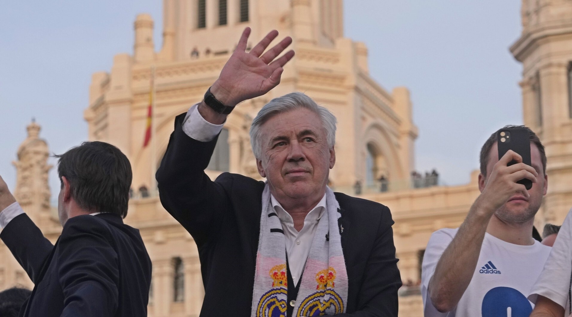 Карло Анчелотти: Вероятно, закончу карьеру после этапа в Реале. Но если клуб захочет, чтобы я остался еще на 10 лет, я останусь