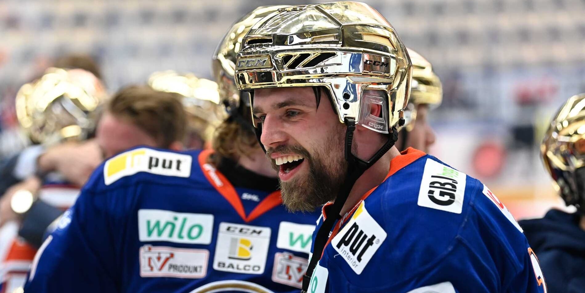 Спартак подписал 4-го бомбардира SHL Петтерссона на год. Это старший брат форварда Ванкувера