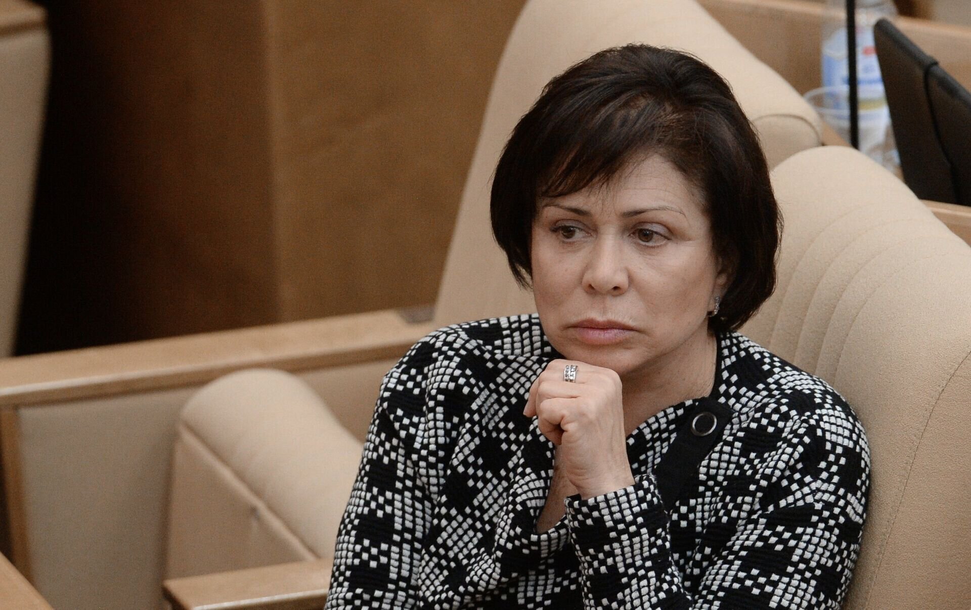 Ирина Роднина: Зачем уделять пиву на стадионах столько внимания Будто оно спасет российский футбол