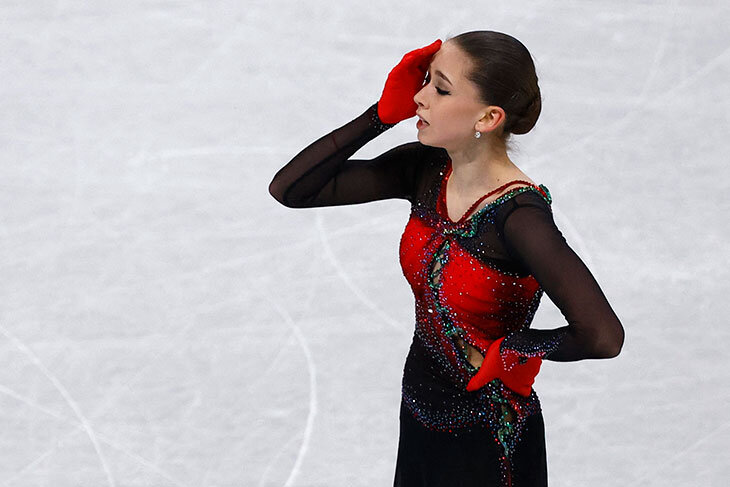 «Нельзя сравнивать Олимпиады: в Сочи была Лена Ильиных, теперь – моя дорогая Виктория». Россия выиграла золото, но проигравших фигуристов много 🤷‍♂️