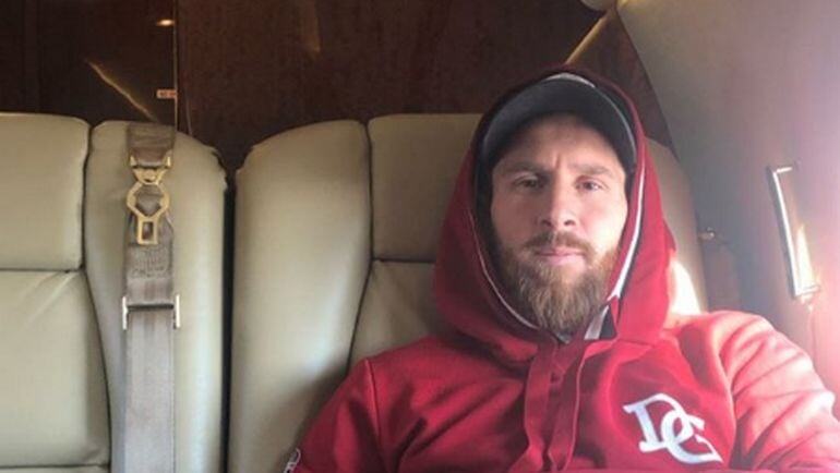 Месси о будущем: ПСЖ вариант, но ничего не подписано. После заявления Барсы было много звонков