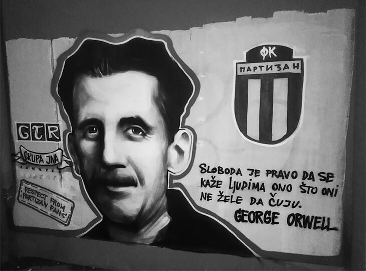 Граффити Оруэлла от фанатов «Партизана», адская подтрибунка «Црвены» и стадион на крыше молла. Добро пожаловать в Белград