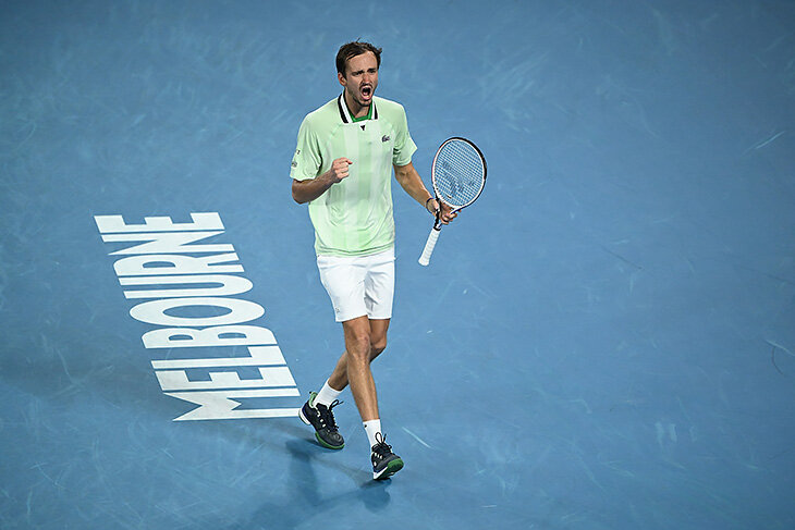 «Спросил себя: а что сделал бы Новак?» Вдохновляющий Медведев после суперкамбэка с 0:2 по сетам в 1/4 финала Australian Open