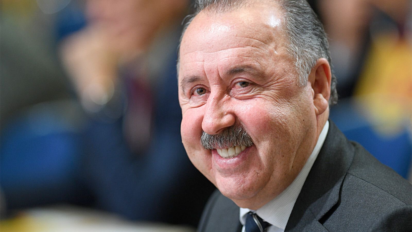 Газзаев о слухах про Локо: Я уже давно отошел от футбола, но обо мне продолжают писать