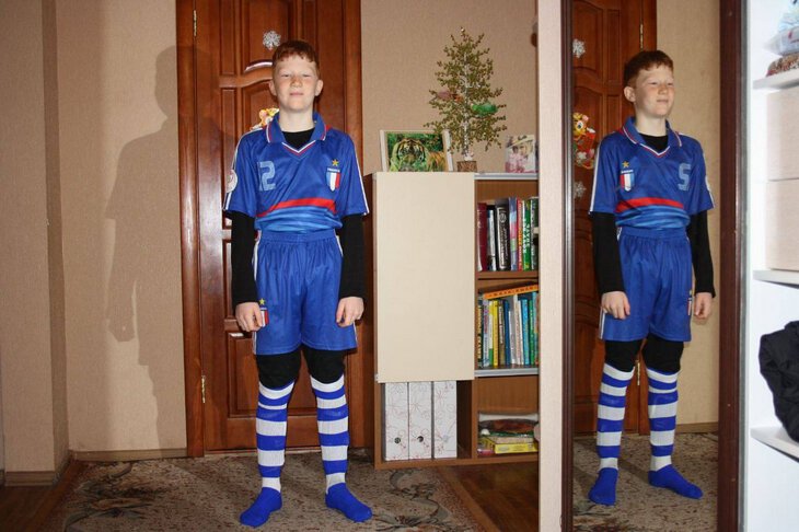 Переход из футбола, сомнения в себе и уход из интерната: как Влад Емченко дорос до основы «Локо» и сборной