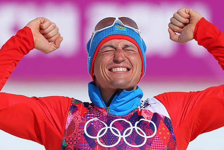 15 олимпийских побед, которыми дорожит вся Россия: Алина, расколовшая фигурку, финиш Легкова в Сочи и камбэк Журовой еще до Госдумы