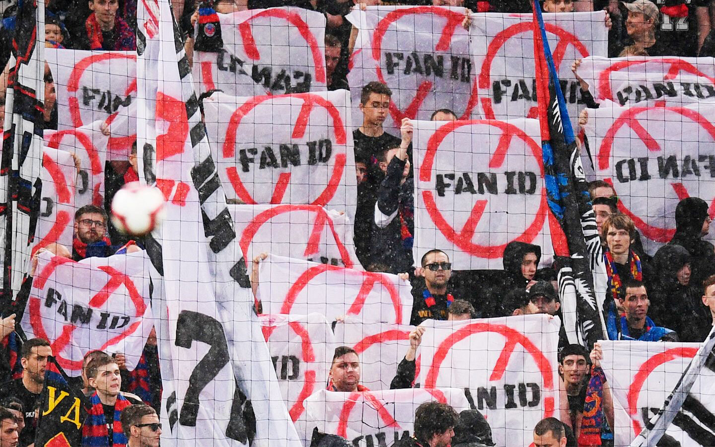 Геннадий Орлов: Закон о Fan ID ошибочный. Кроме ссоры между болельщиками и властью он ничего не дал. Кто от этого выигрывает