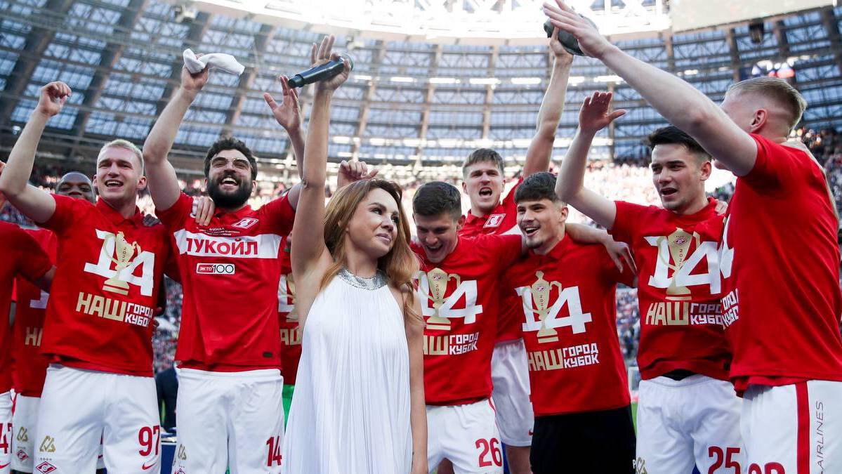 Спартак выиграл Кубок России, Шварц уходит из Динамо, а Бакаев из Спартака, Финляндия победила на ЧМ по хоккею, Надаль против Джоковича на Ролан Гар