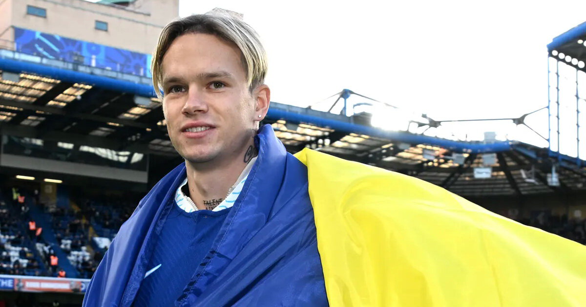 Шахтер подтвердил, что Челси заплатит 7030 млн евро за Мудрика. Он стал самым дорогим игроком в истории Украины, обогнав Шевченко