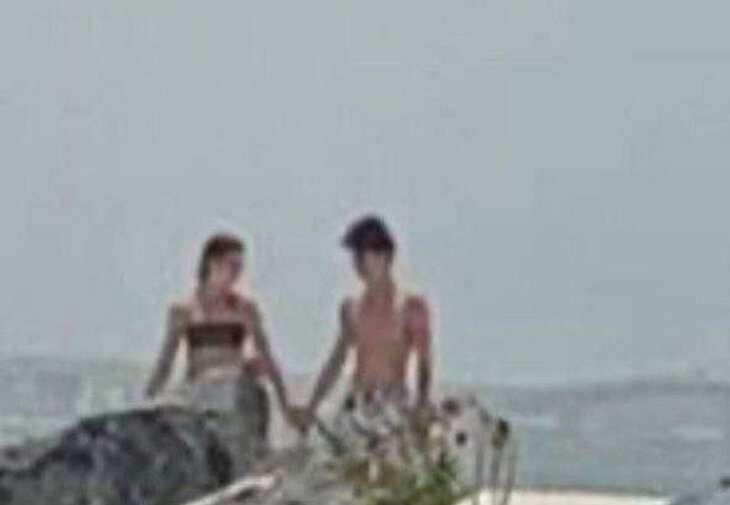 Кадр дня: Трусова и Кондратюк держатся за руки на отдыхе в Дубае. Вау, новая пара в нашей фигурке?