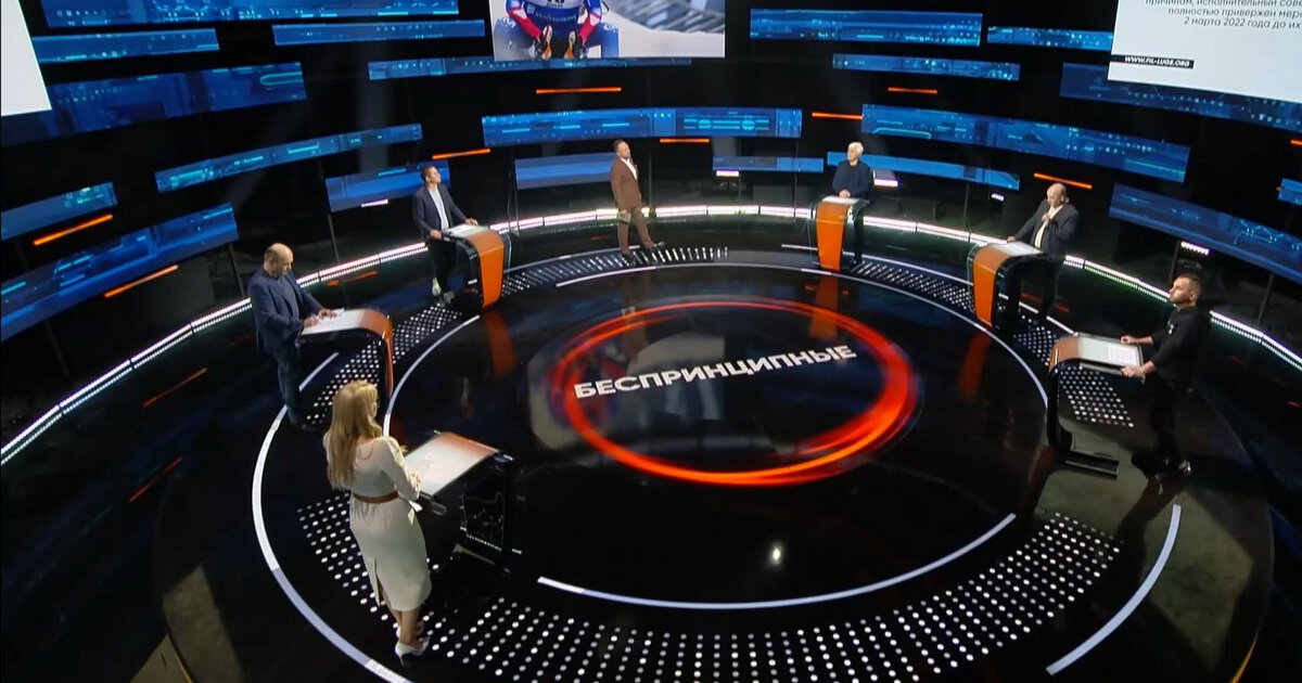 Комментатор Набутов про шоу Есть тема!: Помойка, которая может существовать только в нынешней России. И выступает там дебил, обычная дрессированная ш
