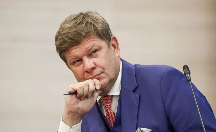 Дмитрий Губерниев: Пиво футбольный напиток, но что толку возвращать его на пустые стадионы Никто не ходит, клубы терпят многомиллиардные убытки