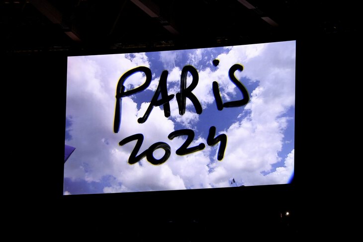 Париж в панике перед Олимпиадой-2024: деньги кончились, не хватает рабочих, а церемония открытия на лодках – самая опасная в истории