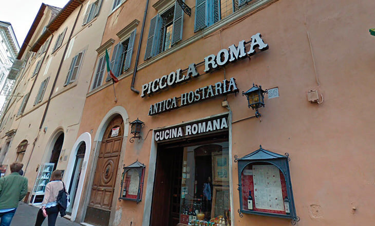 Рим – город горячего дерби и красивой архитектуры. Игроки «Лацио» и «Ромы» обожают ресторан с видом на Колизей